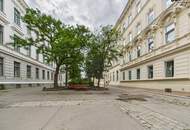 Wohnen mit Charme // Hochwertig sanierte Altbauwohnung in Top-Lage