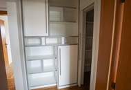 Neu sanierte 3-Zimmer Wohnung mit Küche und Balkon!