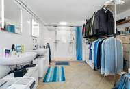 "Großzügiges Grundstück mit Pferdehof und sanierungsbedürftigem Haus – nur Minuten von Wien entfernt"