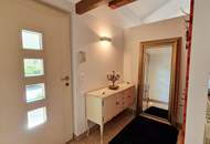 **Zeitlos außen – modern innen: Wohnen mit Stil und Komfort - Einfamilienhaus in Matzendorf!**