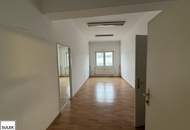 **VIDEOBESICHTIGUNG** Flexible Gewerbeflächen + Parkplätze (optional) mit perfekter Anbindung in Vösendorf kurzfristig mieten!