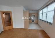 BITTE NUR SCHRIFTLICHE ANFRAGEN Helle 2-Zimmer-Wohnung in der Laudongasse, straßenseitig gelegen