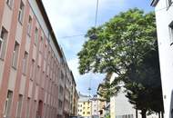 Sonnige Familienwohnung - gesamte Etage!