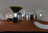 **Einzigartige Gewerbeimmobilie im historischen Gebäude, modern saniert, Top1, 243m² &amp; Top2, 221m², flexibel zusammenlegbar, großzügige Parkflächen**