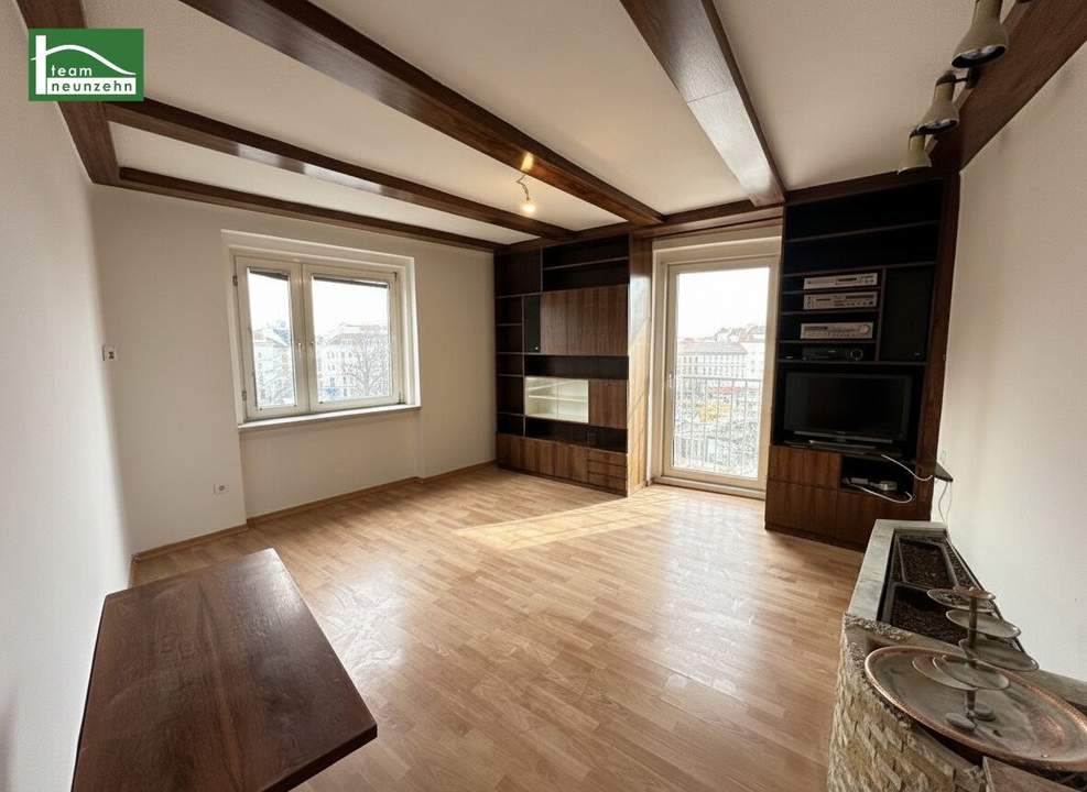 Zentral im Zehnten - Helle Wohnung am Reumannplatz mit Weitblick im 5. OG ! WG-geeignet!