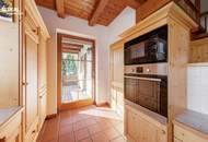 Landhausjuwel auf über 1.000 m² Eigengrund - exklusives Wohnen mit Charme