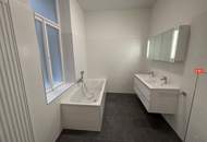 Neu sanierte Stilaltbauwohnung mit 2 Balkonen und 5 Zimmer bei Naschmarkt