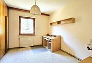 Großzügige Dachgeschosswohnung mit Balkon und Dachraum in Steinfeld