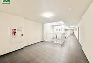 Attraktive 2-Zimmer-Stadtwohnung mit Balkon, Blick auf den Schlossberg und Stellplatz in der Tiefgarage