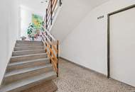 Komplett sanierte 2-Zimmer-Wohnung mit Loggia