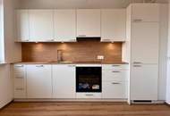 Erstbezug nach Komlettsanierung! Großzügige 3,5-Zimmer-Wohnung mit Balkon