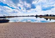 Leistbares Eigentums-Grundstück am See! Vom Traum zur Realität! Urlaubsflair das ganze Jahr! Doppelhausparzelle mit Planung + Baubewilligung.