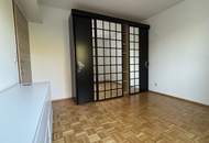 Gemütliche Mietwohnung mit Loggia im 1. Stock nähe Zentrum