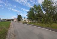 Mehrfamilienhaus mit Gewerbegrundstück