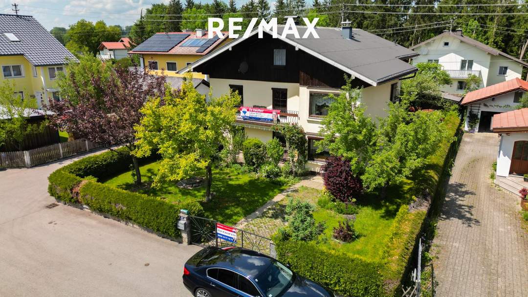 Weil die Lage zählt - Vor den Toren des Attersees. Älteres Einfamilienhaus in Bestlage in Lenzing