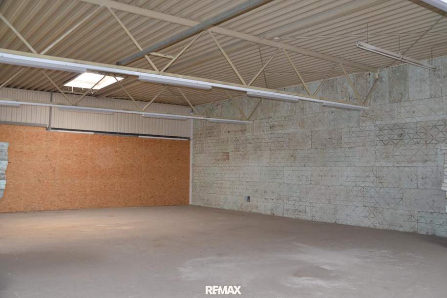 Verbundene Hallenfläche mit direkter Zufahrt – ca. 233 m², Gewerbeobjekt-miete, 1.590,00,€, 3500 Krems an der Donau(Stadt)
