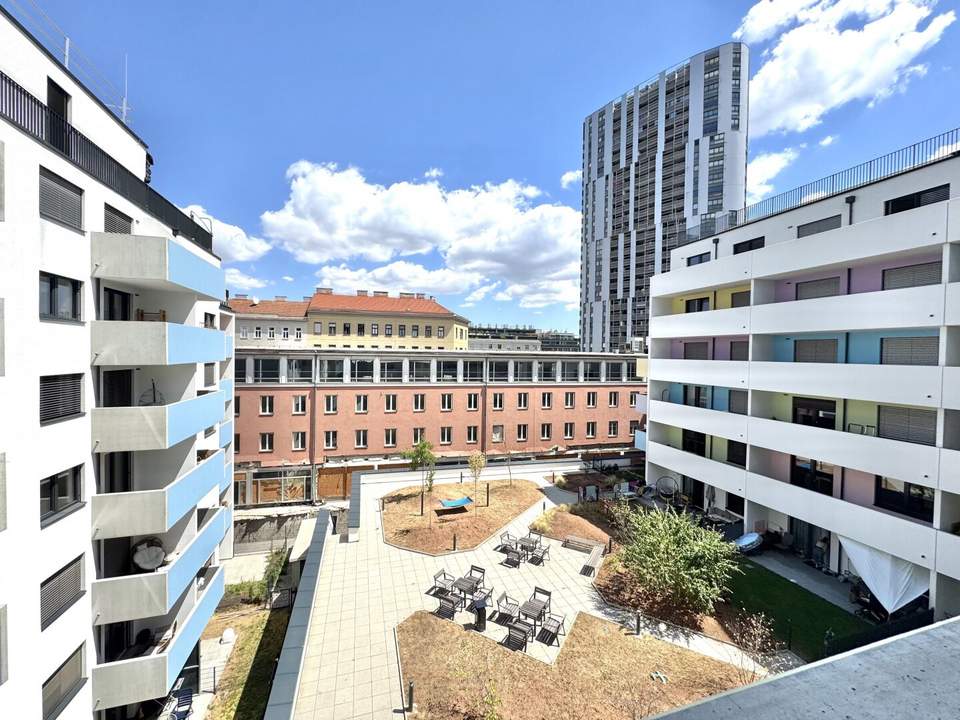 2-Zimmer mit Balkon in den Innenhof