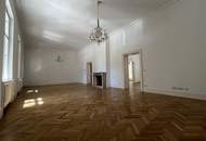 Geschmackvoll sanierte Altwiener Villa mit Biedermeiergarten Nähe Rudolfinerhaus !