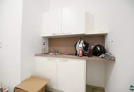 Erstbezug nach Sanierung: 1,5-Zimmer-Büro mit perfekter Anbindung