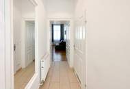 Moderne 3-Zimmer-Wohnung mit zwei separaten Eingängen!