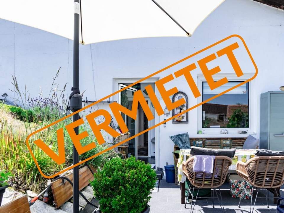 * * * VERMIETET * * * Große, helle Dachgeschoßwohnung mit Terrasse In Enns