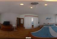 Vielseitiges Einfamilienhaus mit separater Wohneinheit, großzügigen Nebengebäuden &amp; Pool