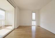 Exklusive Dachgeschoss-Maisonette mit supergroßer Terrasse und wunderbarem Fernblick & Tiefgaragenparkplatz