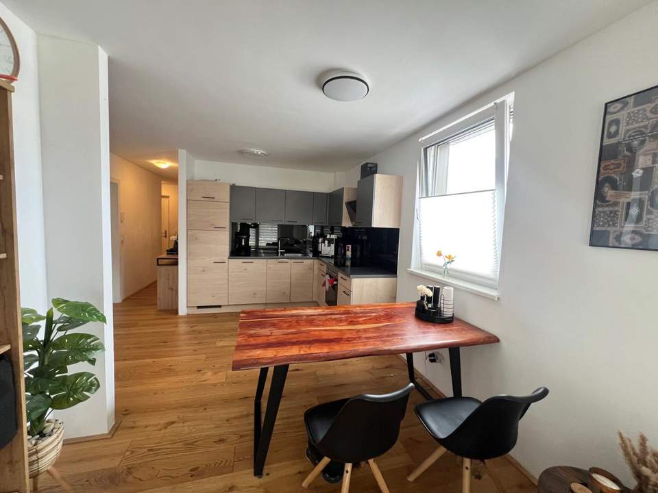 Moderne 3-Zimmer-Mietwohnung mit Garten, Tiefgarage und Keller (Baujahr 2022)!