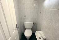 Nur ca. € 3.750 pro m² - 3 Zimmer DG-Wohnung - 2 Gehminuten zur U3 Station Johnstraße