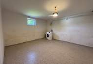 Charmantes 4 Zimmer-Einfamilienhaus mit Garten, Balkon & Garagen