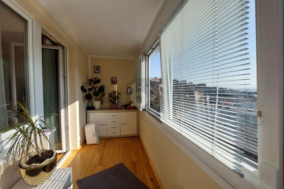 LICHTDURCHFLUTET IM ZENTRUM MIT BLICK ÜBER DIE STADT, Wohnung-kauf, 310.000,€, 3500 Krems an der Donau(Stadt)