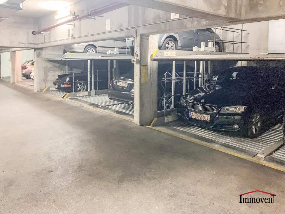 Garagenstellplatz (Hebebühne) in der Webergasse!