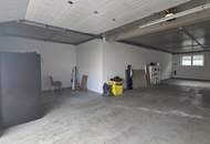 Gewerbehalle * automatisches Rolltor * 2 KFZ Abstellplätze*