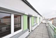 Sanierungsbedürftige Eigentumswohnung mit großzügiger Terrasse