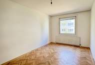 PARADIESISCH VIEL PLATZ FÜR FAMILIEN ODER STUDIERENDE - 5-ZIMMER-WOHNUNG MIT GROSSER LOGGIA