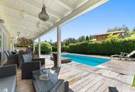 Bungalow mit Pool in ruhiger Lage