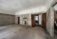 UNBEFRISTET - <> Repräsentatives 7-Zimmer Altbau-Büro mit Blick auf das Rathaus – ca. 300 m² in bester Innenstadtlage