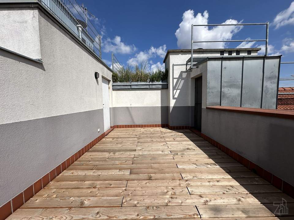 Loftartige Dachgeschoßwohnung mit großzügiger Dachterrasse | Bezugsbereit | PROVISIONSFREI