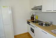 1190! Entzückendes, voll möbliertes DG mit zwei Terrassen und Tiefgaragenplatz!