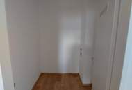 sanierte 3-Zimmer-Wohnung im Dachgeschoß mit Terrasse