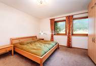 WOHNEN AM SEE - Absolute Rarität in unmittelbarer Seenähe mit Bergblick - 5 Zimmer Erdgeschoßwohnung mit großzügigen Räumlichkeiten