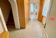 Geräumiges Einfamilienhaus mit Villencharakter in schöner Grünruhelage