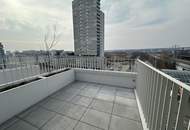 ZU HAUSE AM PULS DER STADT