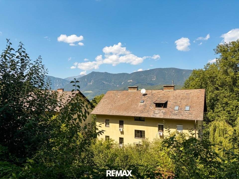 Großzügige helle 3-Zi-DG-Wohnung mit Garten in Gloggnitz - ideal für Ruhesuchende!