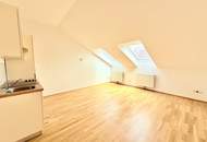 U1 in 5 Minuten erreichbar - Kurzzeitvermietung möglich - Lift im Haus - Zusammenlegung von Wohnungen möglich - Dachgeschoß Ausblick