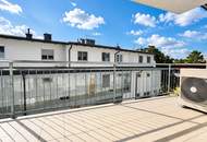 MITTEN DRIN. GROSSZÜGIG WOHNEN. – 3 ZIMMER, LOGGIA & STELLPLATZ AM SCHWECHATER HAUPTPLATZ | ZELLMANN IMMOBILIEN