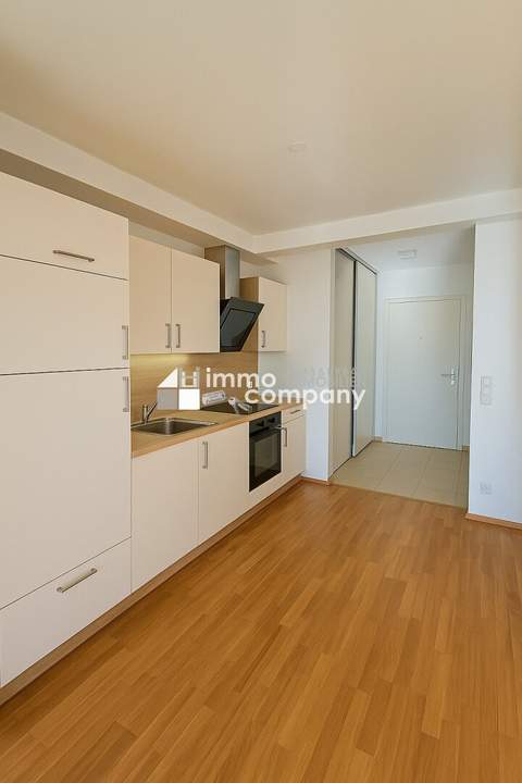 Ausblick und Balkon? Nachmieter für 1-Zimmer-Wohnung in Bruck/Leitha gesucht!