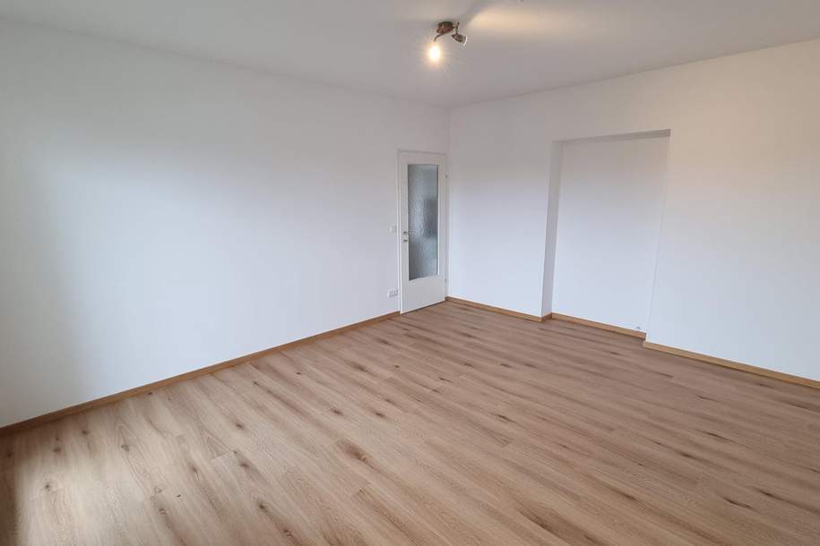 Helle 3-Zimmer-Mietwohnung mit Loggia, Wohnung-miete, 850,00,€, 3100 Sankt Pölten(Stadt)