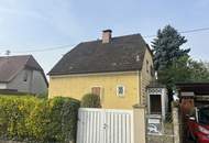 Grundstück mit altem Abbruchhäuschen in Bergham