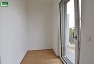 Alles was man sich wünscht – kostengünstige Heizung/“Kühlung“ über Erdwärme, PV-Anlage, weitläufige Grünflächen